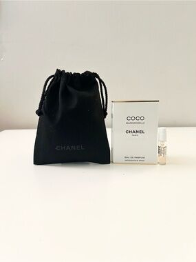 🌸CHANEL Coco Mademoiselle EDP Vial Spray Sample 1.5 mL with Pouch